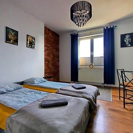 Apartament Z Ogrodem W Sercu Torunia Ngoại thất bức ảnh