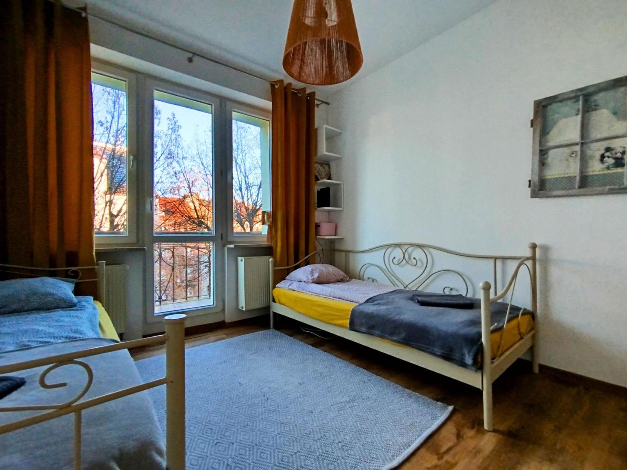 Apartament Z Ogrodem W Sercu Torunia Ngoại thất bức ảnh